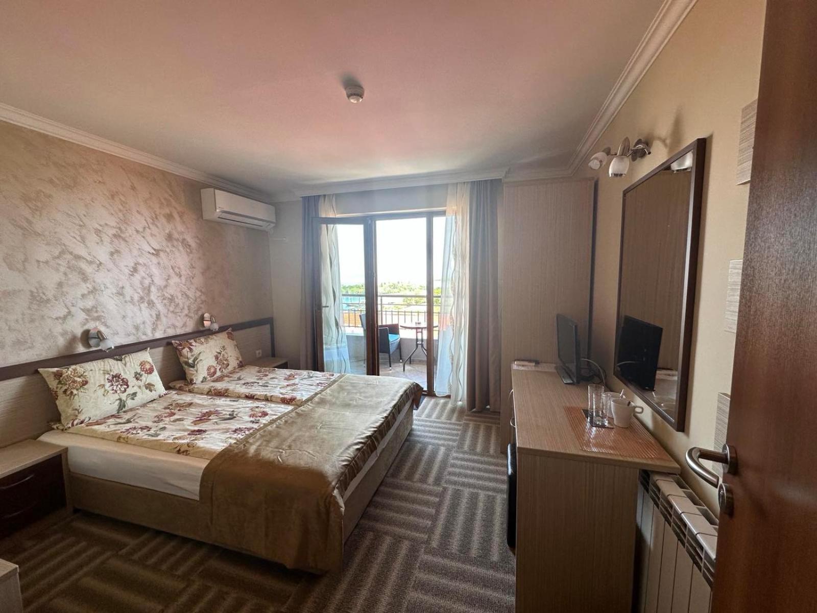 Family Hotel Radiana Sozopol Exteriér fotografie